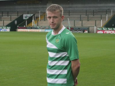 Paddy Madden signs on loan