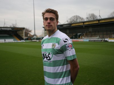 Tom Eaves signs on loan