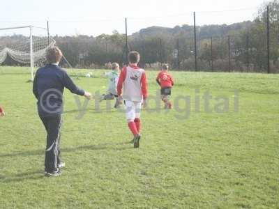 20081029 - autumn soccer school 007.jpg