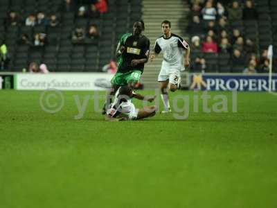 20091205 - mkdons away 250.jpg