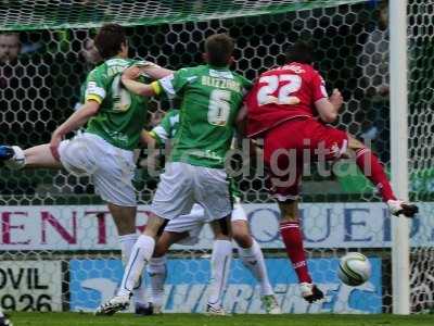 Yeovil v Charlton 261211