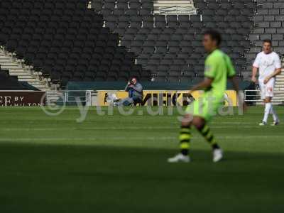 20120915 - mk dons1 away 040.JPG