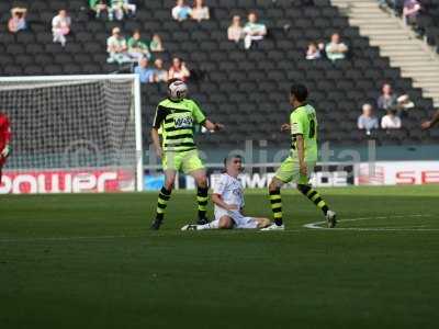 20120915 - mk dons1 away 180.JPG