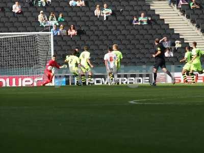 20120915 - mk dons1 away 270.JPG