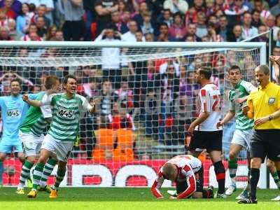 Yeovil v Brentford 190513