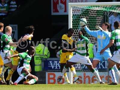 20100417 - Yeovil_v_Southampton_ppauk004.jpg