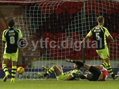 Doncaster v Yeovil 221113