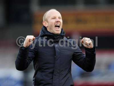 Dagenham & Redbridge v Yeovil Town  270216