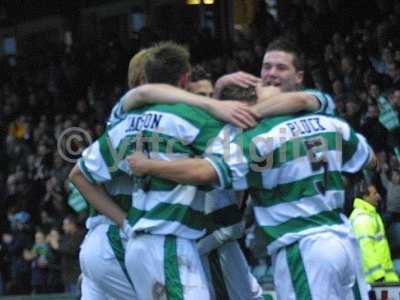 - celebration goal1 v barnet4.jpg