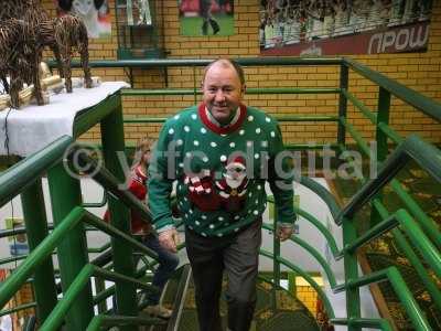 Christmas Jumpers 001