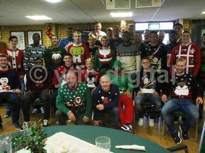 Christmas Jumpers 025