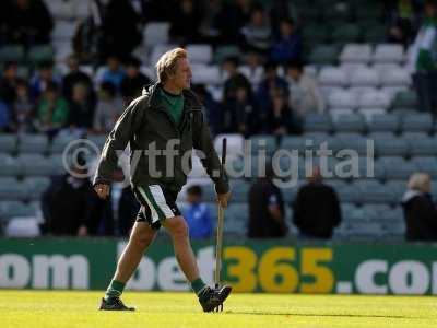 Yeovil Town v MK Dons 041014