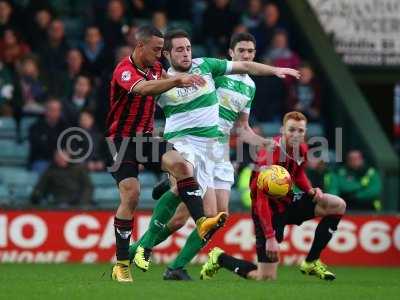 Yeovil Town v Oxford United 281215