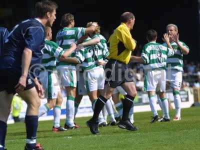 celebration2 goal 1 southend.jpg