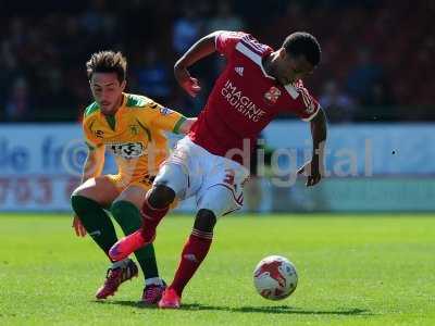 Swindon Town v Yevoil Town 180415