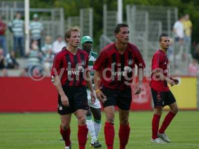 20050708 - Efe Sodje v Bayer Leverkusan.jpg