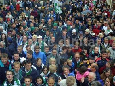 crowd in borough.jpg