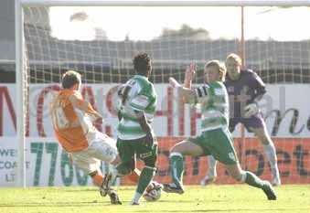 20061014 - BLACKPOOL_V_YTFC_012web.jpg